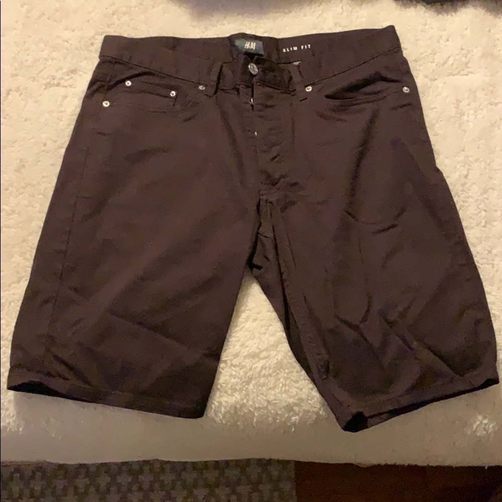 H&M men’s medium slim fit shorts - Eggplant